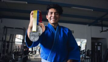 Conquista estudiante FI UAQ medalla de oro en Sambo Sport