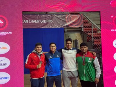 Luchadores queretanos ganan cinco medallas en Santiago de Chile