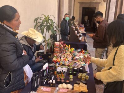 Anuncia SECULT cuarto Bazar Artesanal Ar Tai 2023 Jalpan de Serra y su Cultura
