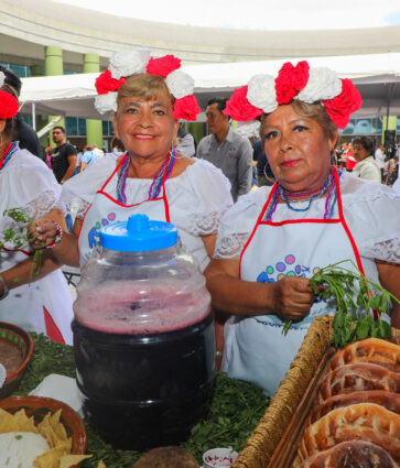Preservan cultura y tradiciones con los adultos mayores en Querétaro