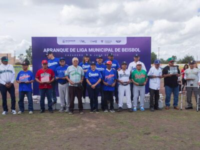 Homenajean a peloteros en San Juan del Río