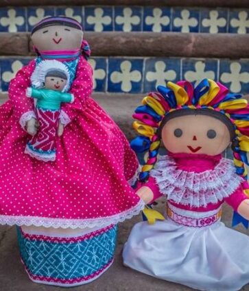 Afinan detalles para festival de la muñeca en Amealco