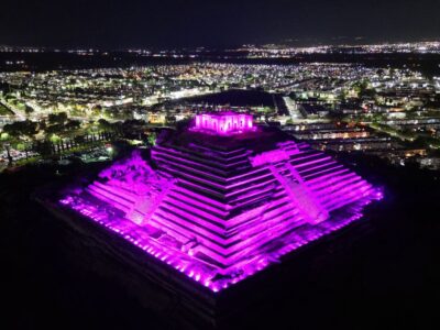 Pirámide de El Cerrito se ilumina de rosa por el Día Internacional de la Lucha contra el Cáncer de Mama
