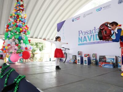 Festejan Posada Navideña en Corregidora