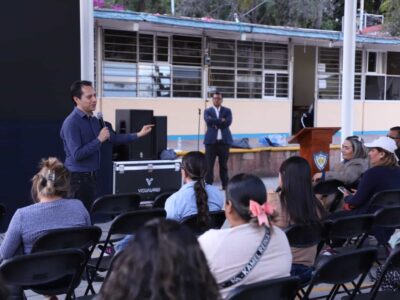 Refuerza Querétaro Digital conocimientos sobre ciberseguridad para estudiantes de secundaria