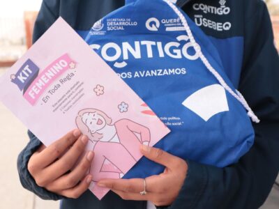 Entrega SEDESOQ kits de higiene femenina para niñas y adolescentes
