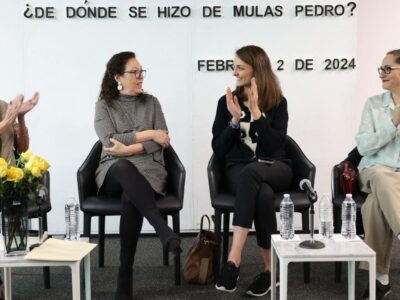 La diputada Ana Paola López Birlain encabezó la presentación del libro ¿De dónde se hizo de mulas Pedro?