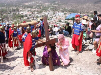 Hasta 10 mil personas asistirán a Viacrucis en Tolimán
