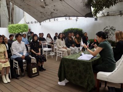 Se reúnen estudiantes con autoridades chinas en la Representación de Querétaro en Ciudad de México