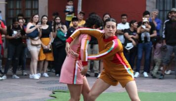 Querétaro Experimental presentó la vibrante coreografía ‘Lup la la lup’ en el andador 5 de Mayo